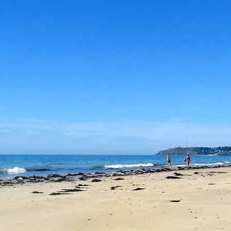 Maison Charmante Avec Piscine Partagee A