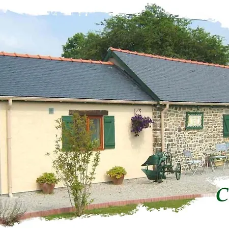 بيت للعطل Maison Charmante Avec Piscine Partagee A Nehou