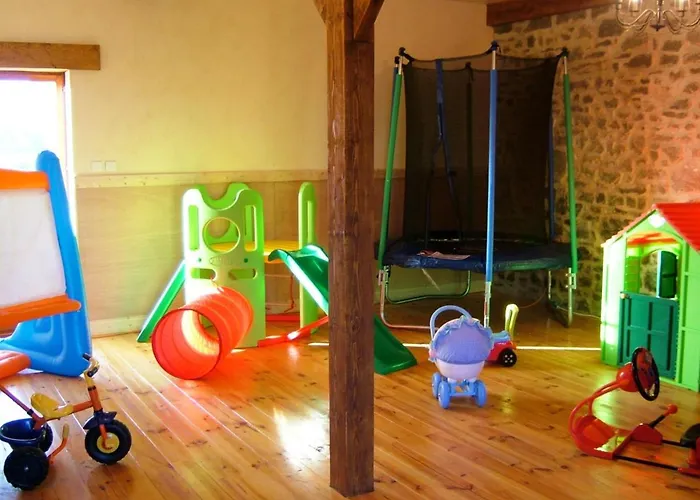 Casa de Férias Maison Charmante Avec Piscine Partagée à Nehou