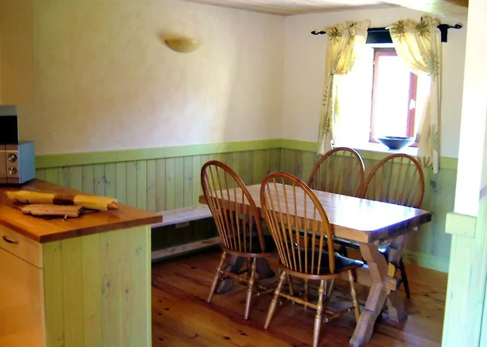 Maison Charmante Avec Piscine Partagée à Casa de Férias Nehou