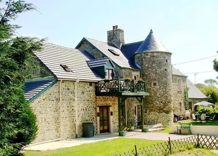 Maison Charmante Avec Piscine Partagée à Casa de Férias Nehou